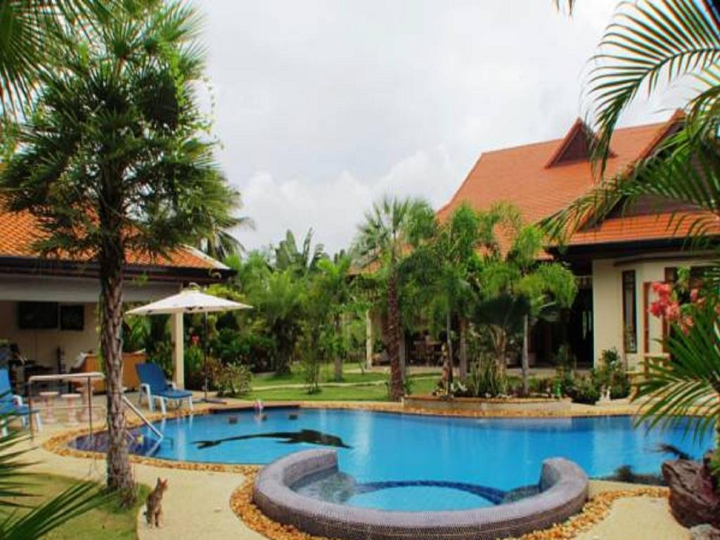 Relaxing Palm Pool Villa And Tropical Garden Bang Lamung Camera foto