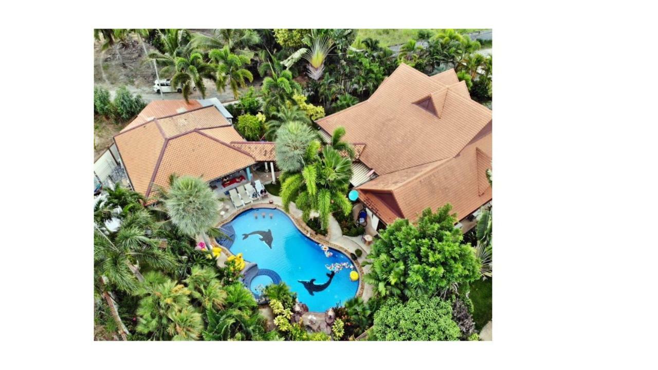 Relaxing Palm Pool Villa And Tropical Garden Bang Lamung Esterno foto